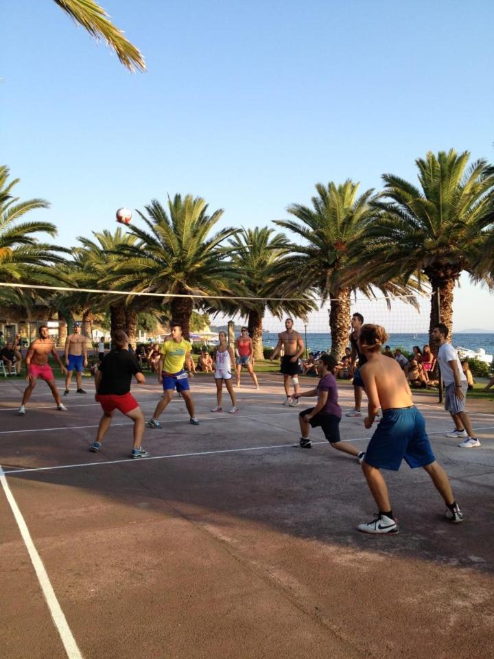 Happy Camp Mobile Homes In Castello Camping & Summer Resort Neos Marmaras Buitenkant foto